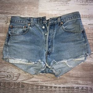 Levi vintage shorts